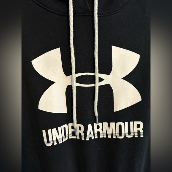 Under Armour Black Hoodie - Picture 10 of 10